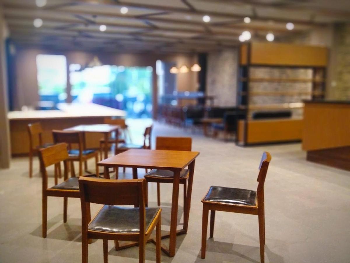 Hotel Marina Airport Семаранг Екстер'єр фото