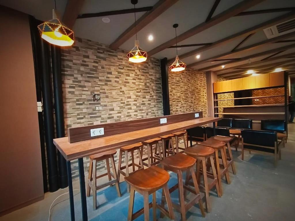 Hotel Marina Airport Семаранг Екстер'єр фото